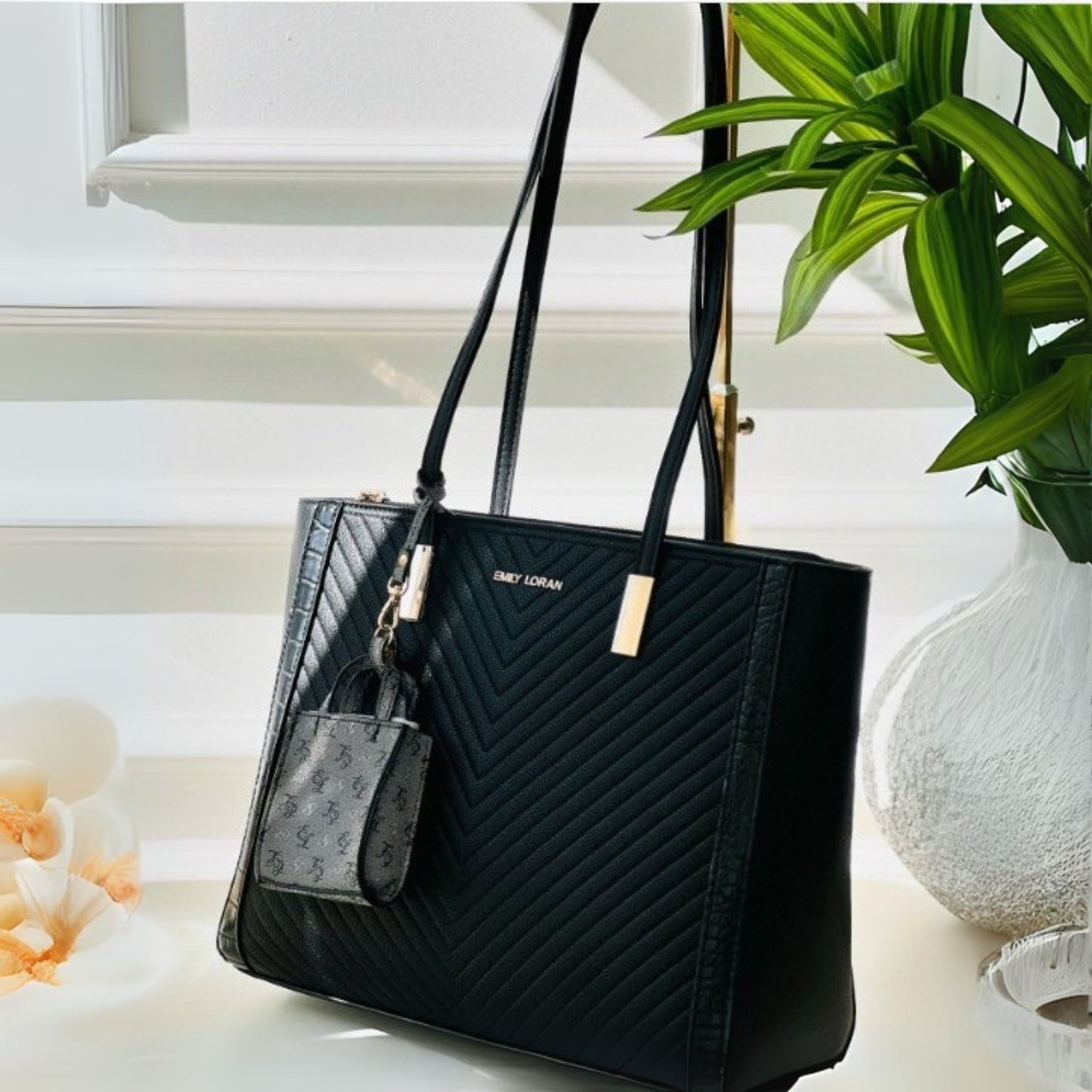 Black Quilted Shoulder Tote Bag with Pouch