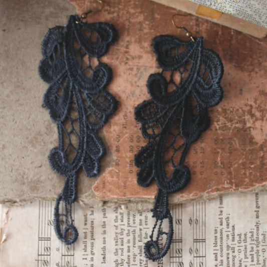 Vineyard Wedding Lace Earrings in Black