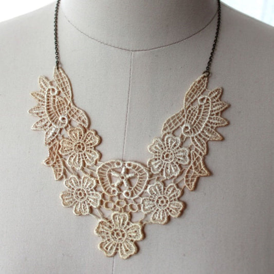 Eloise Lace Necklace