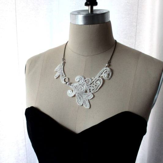 Flirt Lace Necklace