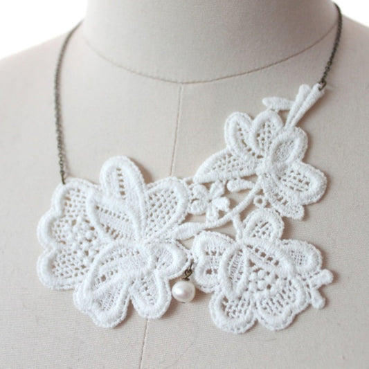 Peony Lace Necklace