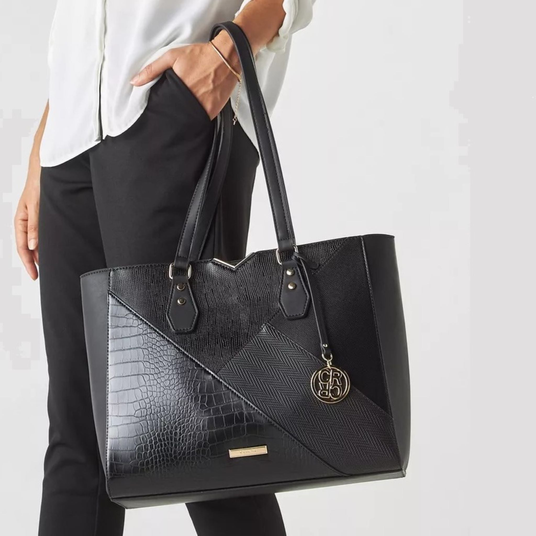 Shoulder & Crossbody Bags – InStyle Fashion Hong Kong