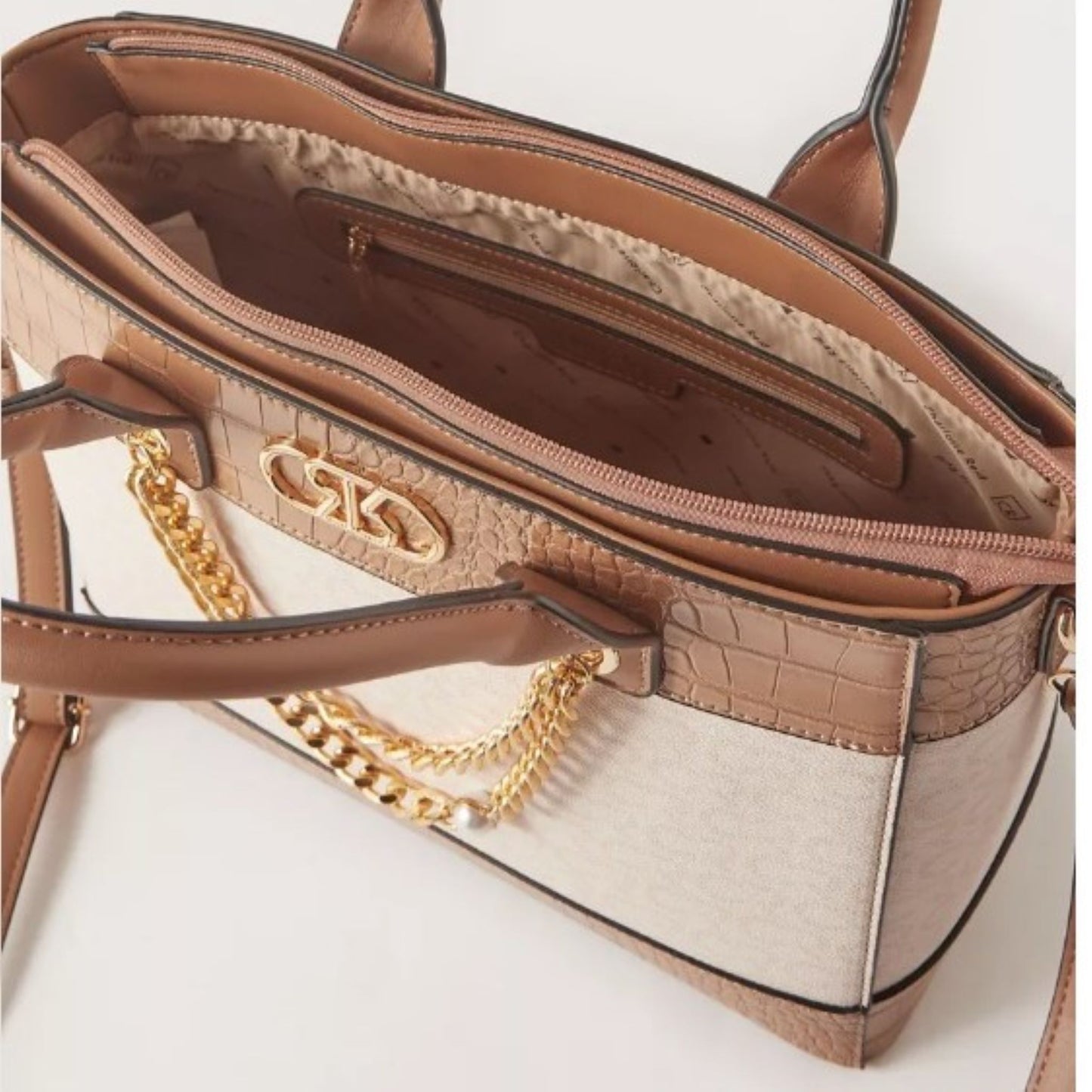 米色和棕褐色紋理頂部提手挎包手提包，帶鏈條裝飾