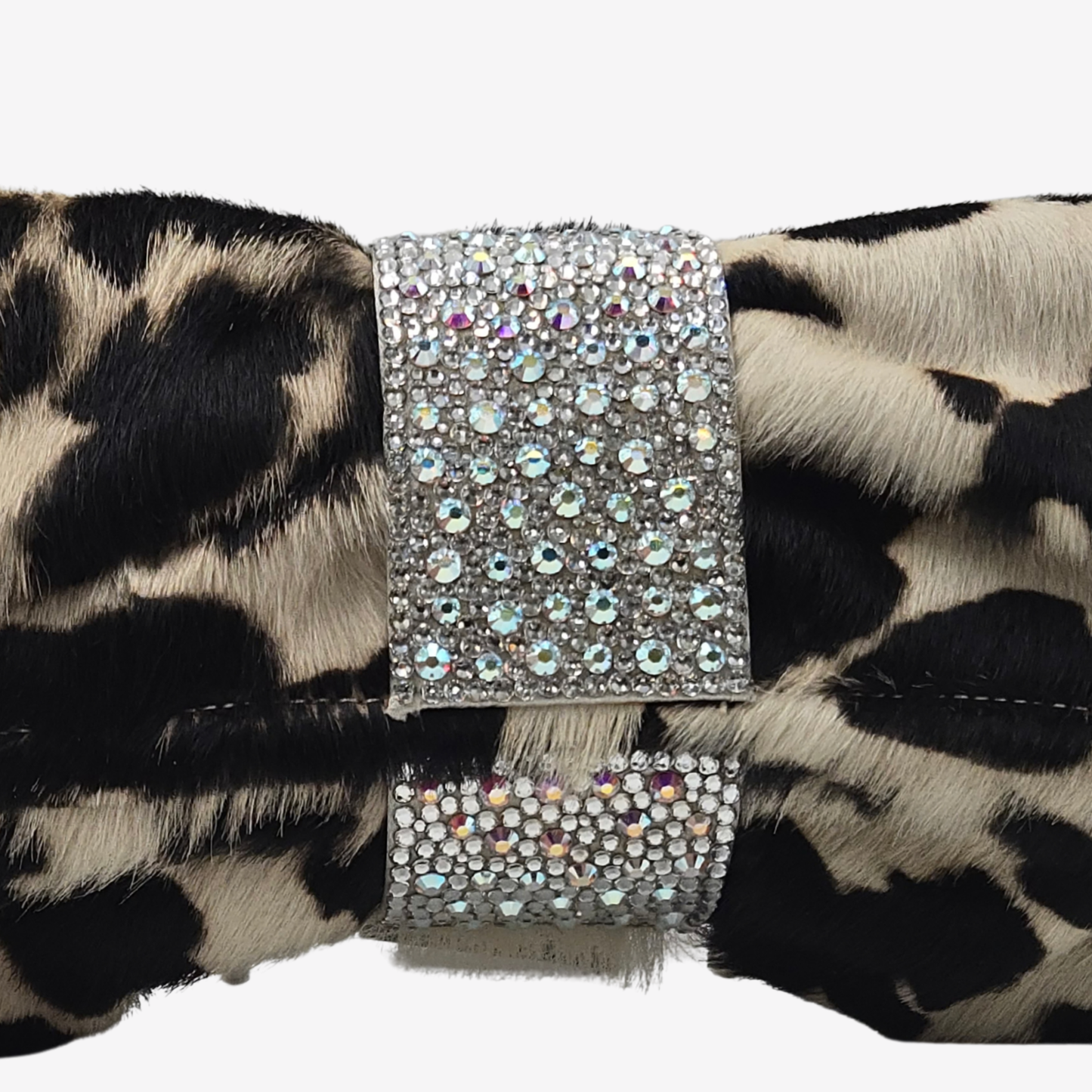 Avenue 金色方形手拿包