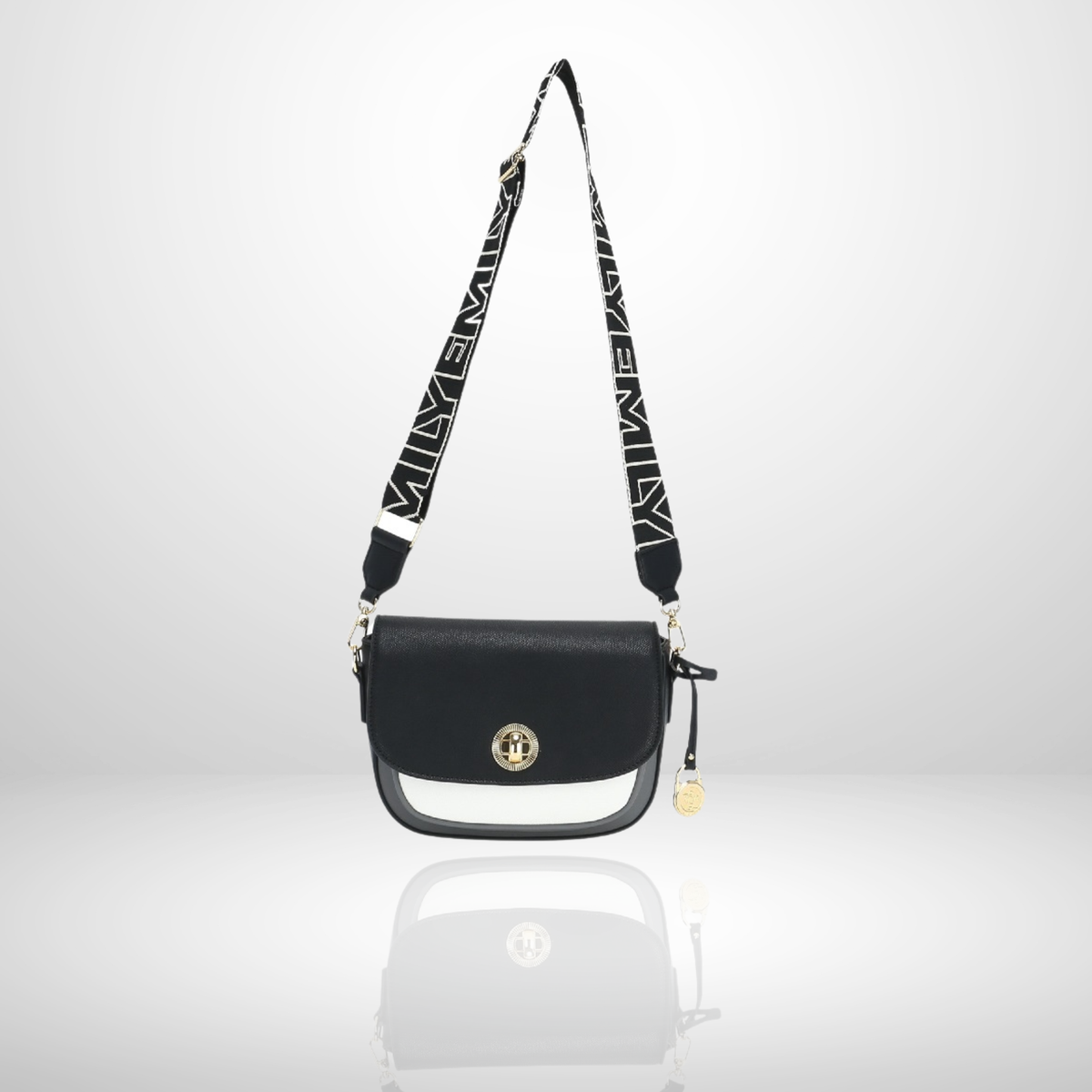 Ophelia Light Crossbody Bag with Woven Strap in Pink