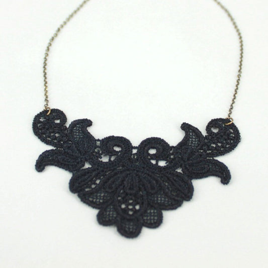 La Fleur Necklace in Black Lace
