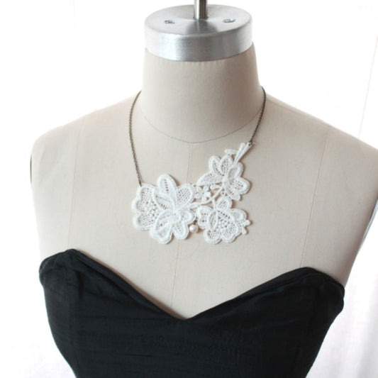 Peony Lace Necklace