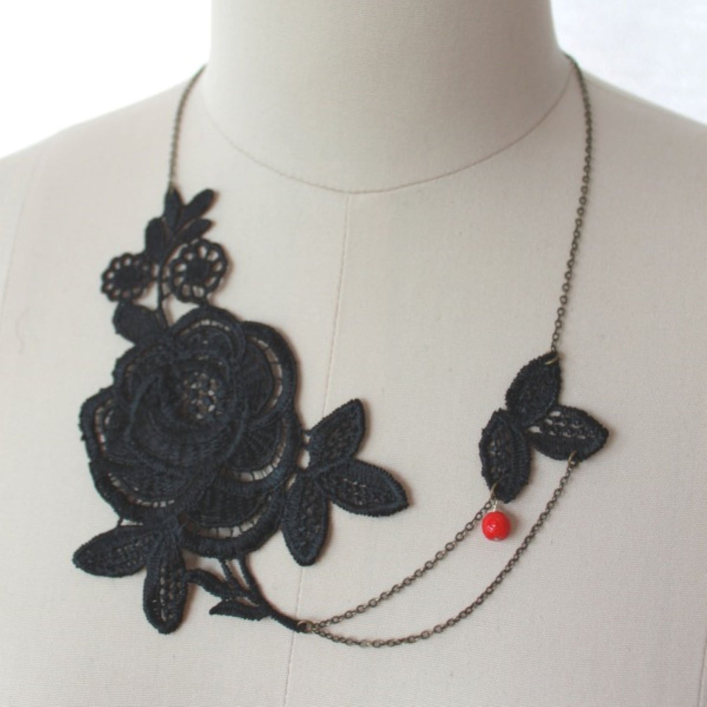 The Rose Garden Lace Necklace