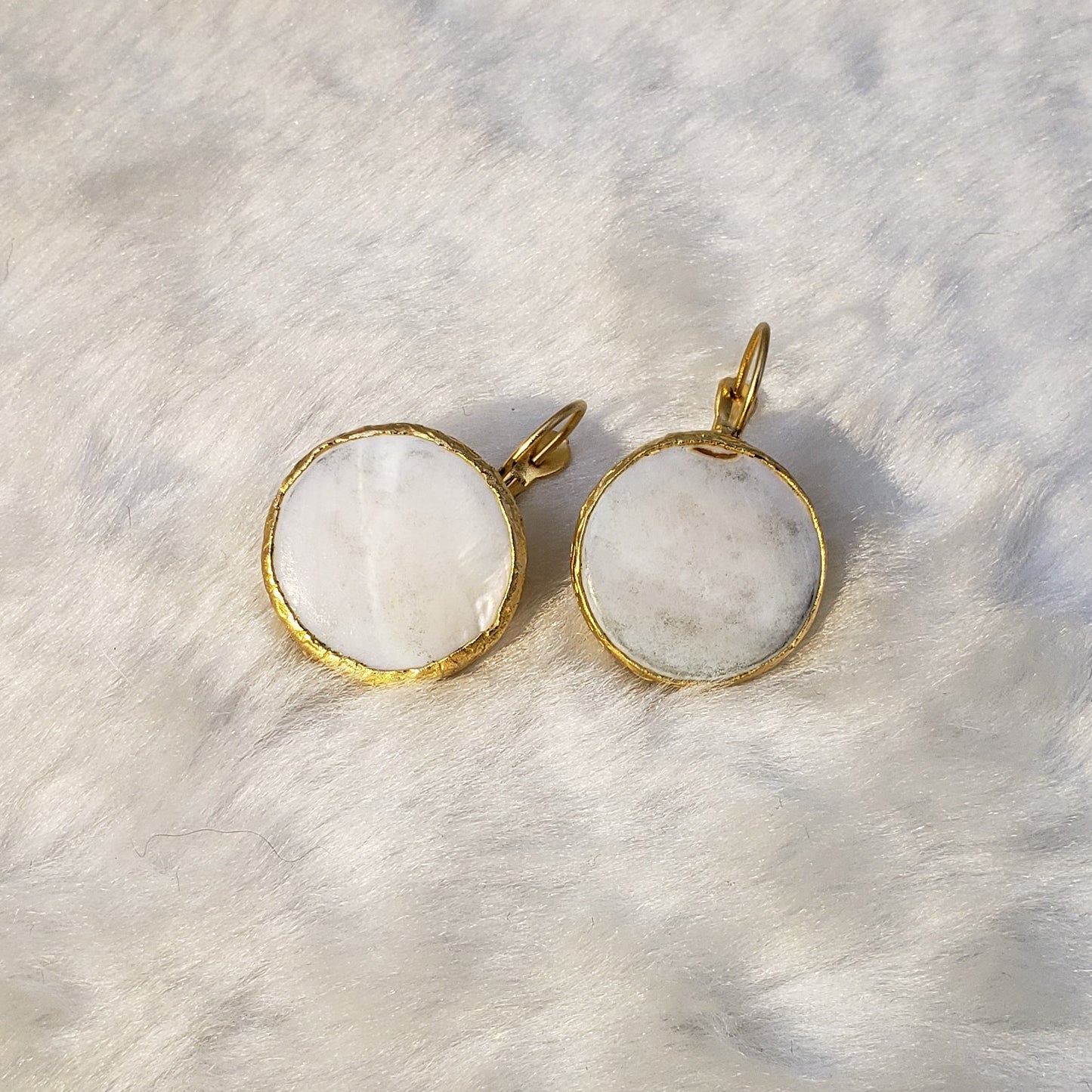 白色珍珠圓盤耳環