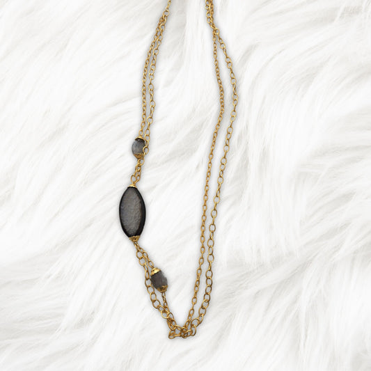 By the Rocks Necklace in Grey Agate